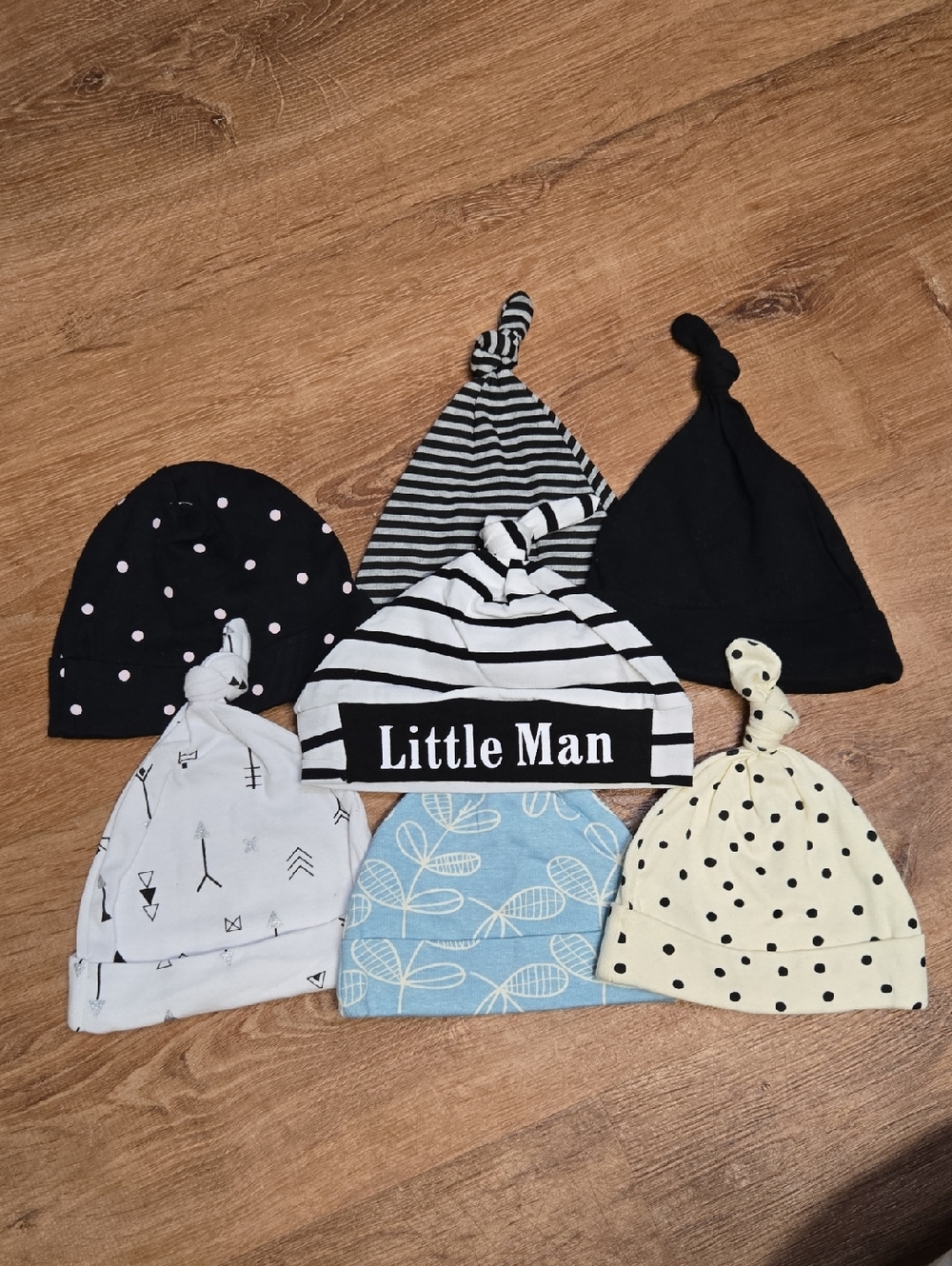 Lot Of 7 Mixed Patterns 0-3monthes